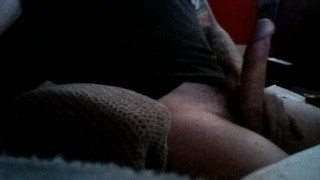 jerking my 7 inch cock to pornhub