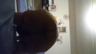 Ssbbw ass shaking