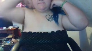 downblouse gaming and smoking