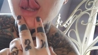 Split tongue fuck
