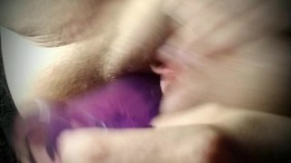 Daddy's Darlin' DaniHaze- MILF playing with herself until she squirts