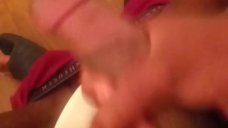 Watch me nut