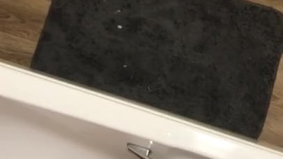 Big white cock cumshot