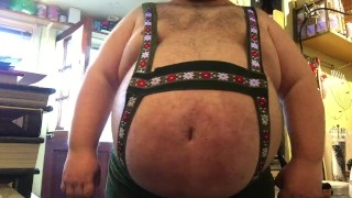 laderhosen? costume test clip