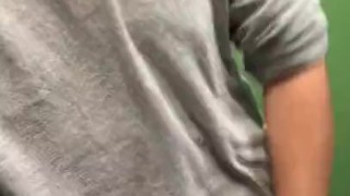 Hot guy has some quick fun on lunch break