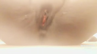 Rubbing my clit til I squirt