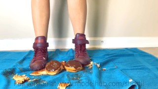 Sneaker Crush preview