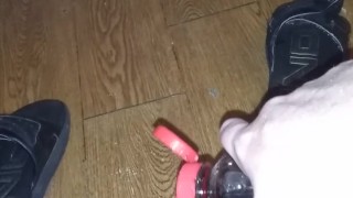 Cum suck on my toes