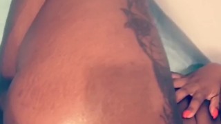 EBONY FEELING HERSELF IN TUB