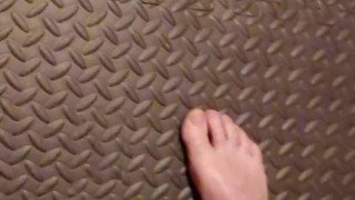 Slave getting ass fucked by the fucking machine for several hours