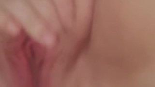 Bbw plays with creamy pussy