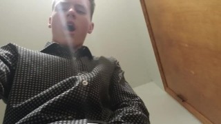 Cumming huge loads hands free!! (Requested)