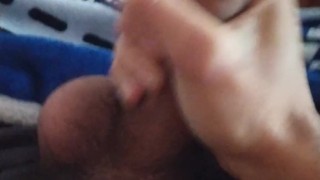 Latino Sacando mi leche