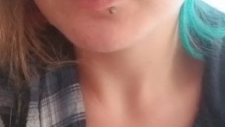 Queen FB'S breakfast snack, a mouth that keeps giving