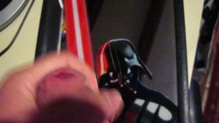éjac sur mon miroir Star Wars Dark Vador