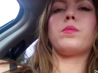 Hot Amateur Babe In Car Flashing Pussy And masturbating
