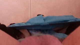 Itching to touch the back of a throat