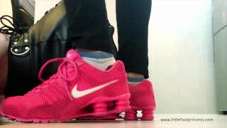Slave cleans my smelly socks and feet after a gym session | LFP