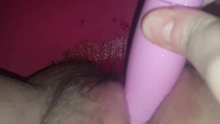 Moaning solo squirt