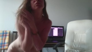 Hot slut waits for her bf to come home: nude kitchen dance