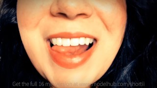 Teasing Giantess gives tiny anxiety about becoming a snack