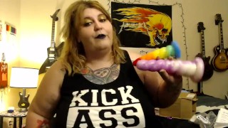 Split peaches unboxing