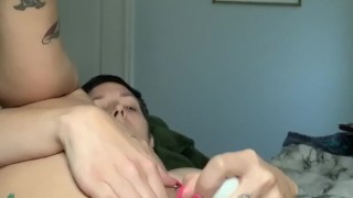 Quick orgasm with anal plug
