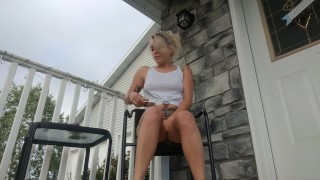 Girl pee despiration spandex shorts