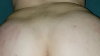 Tinder_d8_from_behind