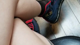 Queen Frostbitten and public converse play