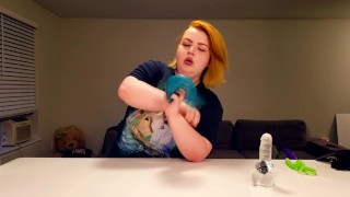 Velma Voodoos Reviews: hankeys toys unboxing