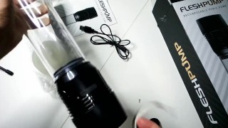 Fleshpump FLESHLIGHT UNBOXING FLESHJACK (Club-Des-Branleurs.fr)
