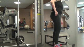 Chubby Tattooed Girl Deadlifts At The Gym [2015]