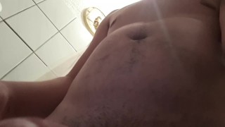 Close up tight ballen, jerking off and cum