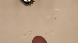 Quickie Cumshot In Sink
