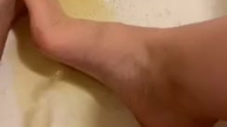 18 year old pissing on my feet
