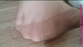 Gymnastikschuhe und Heels **Director's Cut**