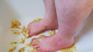 Fun with bananas 1