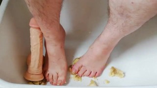 Fun with banana and dildo