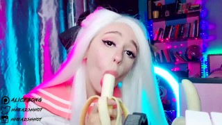 Schoolgirl learns to do Blowjob