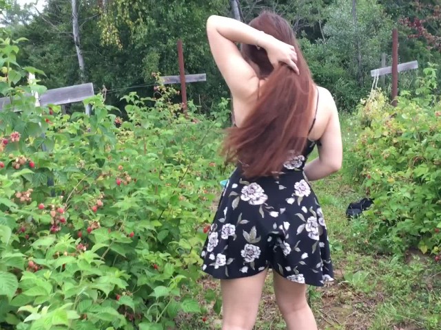 Outdoor Controlled Orgasm in Public Raspberry Patch | Lexa Lite 