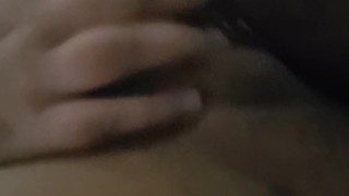 Chubby moaning girlfriend plays until she cums