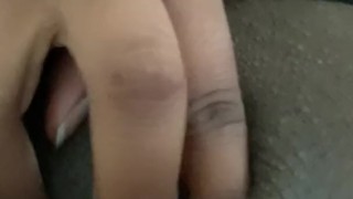 Quick vid of my pussy twitching (Better content cumming soon)