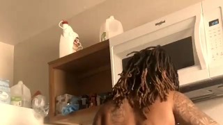 Calling All Voyeurs!!! SEXY EBONY MILF COOKING