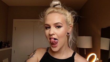 Cheating Blonde Girl - Cheating Blonde Milf Tongue Ring Deepthroat Pov - Free Porn ...