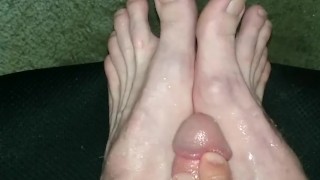 Cum on Feet