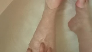 Footplay in the tub