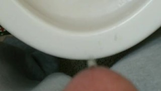 Standing pee