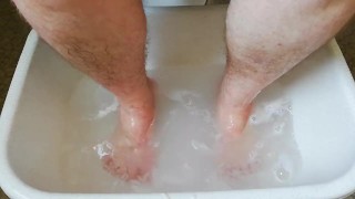 Washing the tools now with pink shampoo and heart sponge