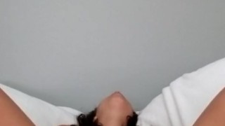 makes herself cum